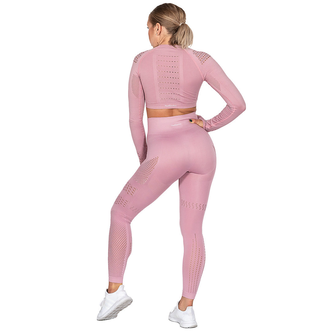 HeadQuarters Cutout Seamless Crop Top