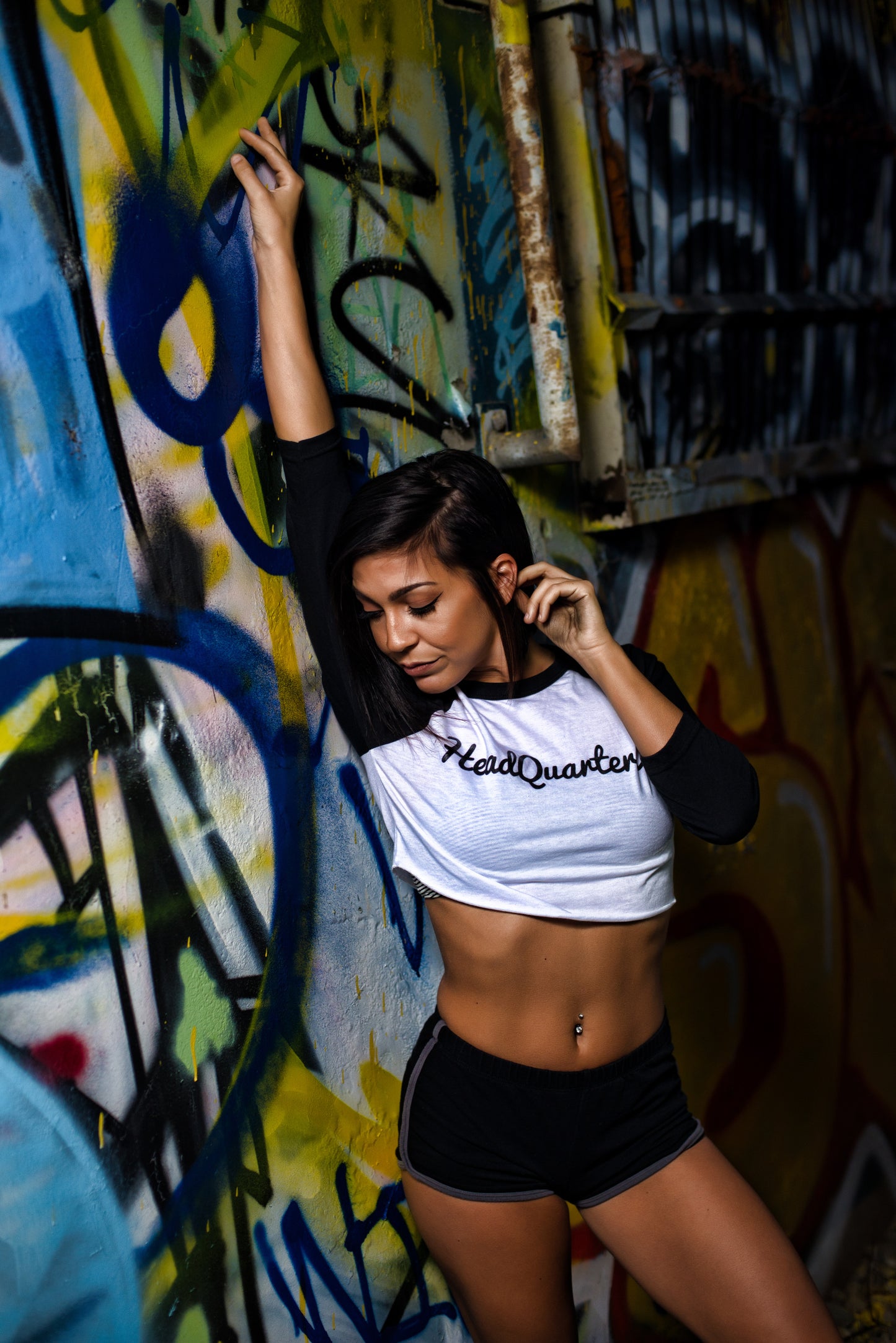 Crop-Top Raglan Logo Tee